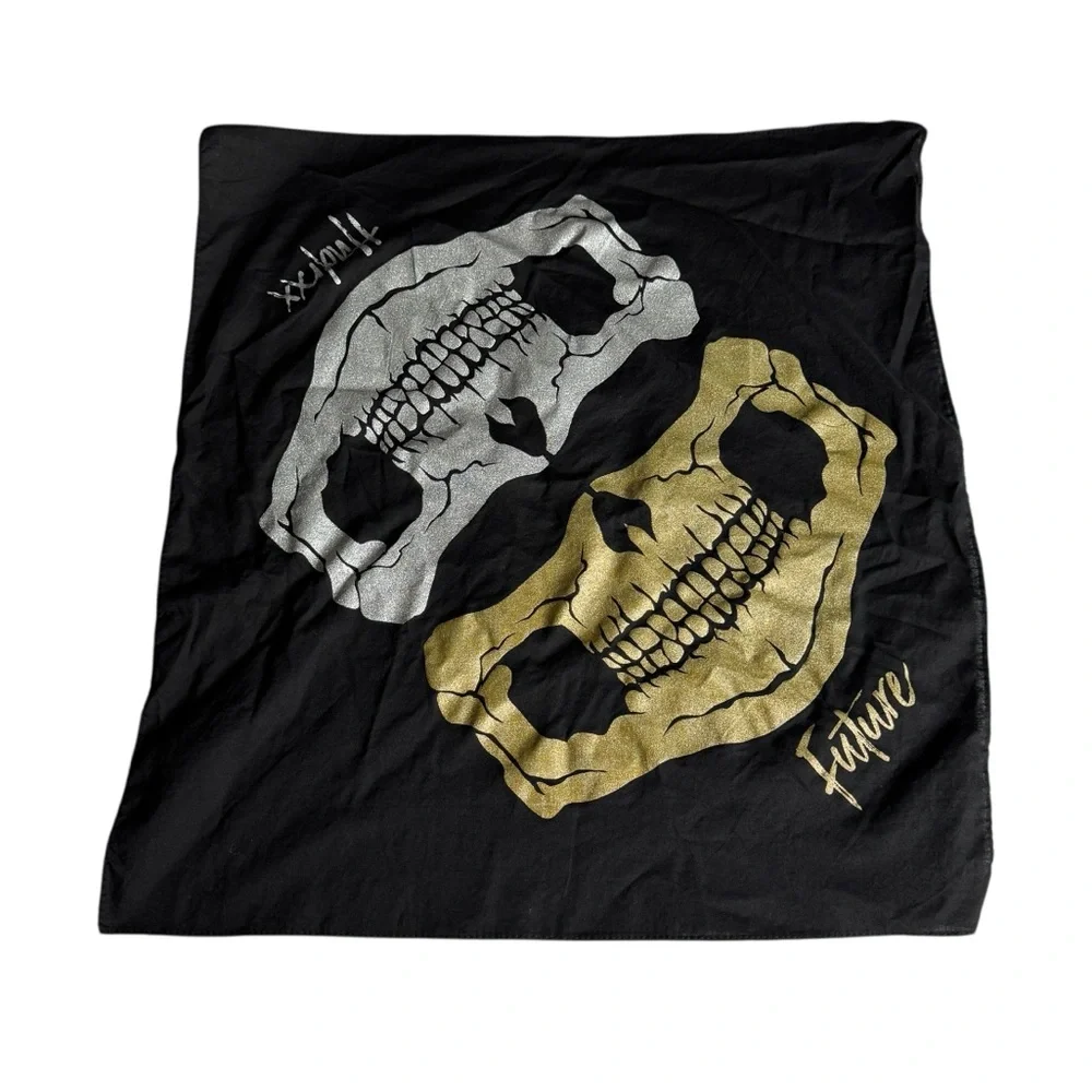 Future Hndrxx Double Skull Metallic Silver Gold‎ Bandana